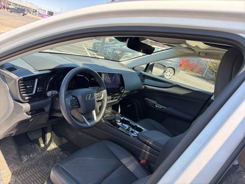 Used 2025 Lexus NX 250 AWD w/ Cold Area Package image 12