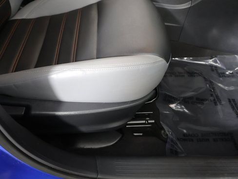 Used 2021 Nissan Kicks SR w/ SR Premium Package image 29