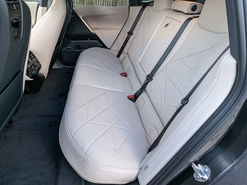 Used 2026 BMW iX xDrive60 w/ Premium Package image 29