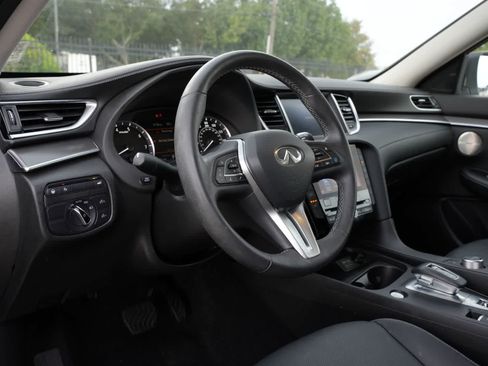 Used 2023 INFINITI QX50 Luxe FWD image 15