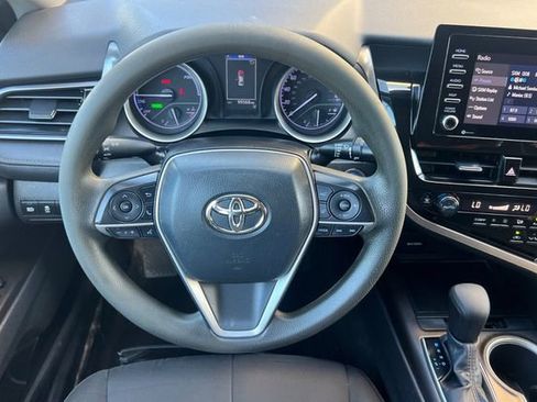 Used 2021 Toyota Camry LE image 16