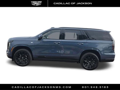 Certified 2026 Cadillac Escalade Sport w/ LPO, ONYX Package AWD/4WD image 5