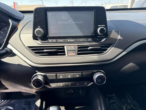 Used 2022 Nissan Altima 2.5 S image 19