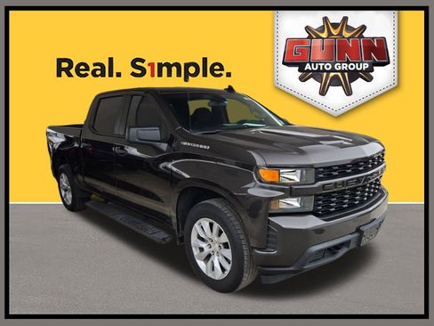 Used 2022 Chevrolet Silverado 1500 Custom image 1