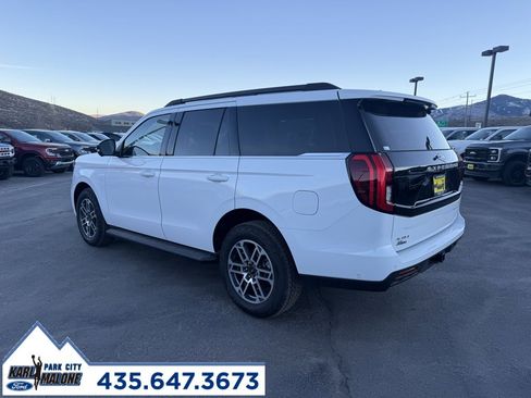 New 2025 Ford Expedition Active image 4
