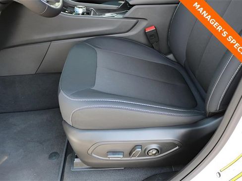 New 2025 Jeep Grand Cherokee Laredo w/ Trailer Tow Package image 12