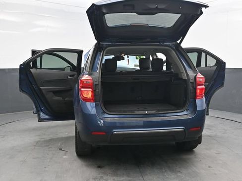 Used 2017 Chevrolet Equinox Premier w/ Enhanced Convenience Package AWD/4WD image 35