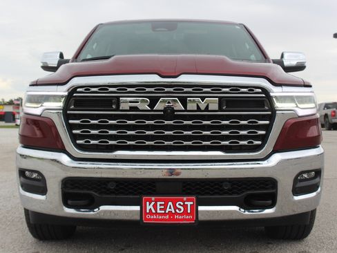 Used 2025 RAM 1500 Limited AWD/4WD image 2