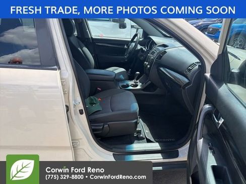 Used 2012 Kia Sorento LX w/ V6 Convenience Pkg AWD/4WD image 12