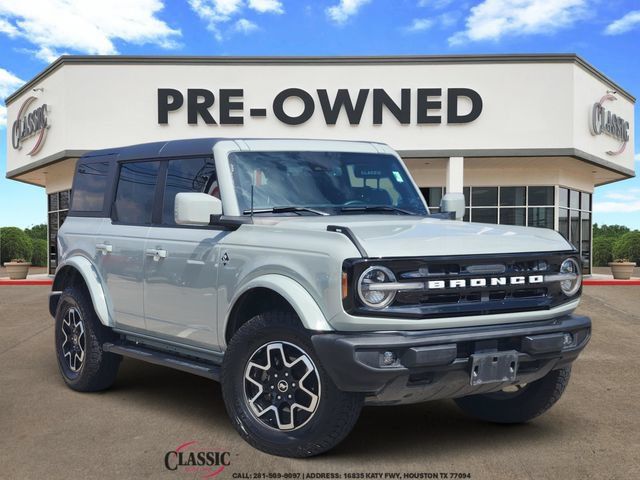 Used 2024 Ford Bronco Outer Banks AWD/4WD image 1
