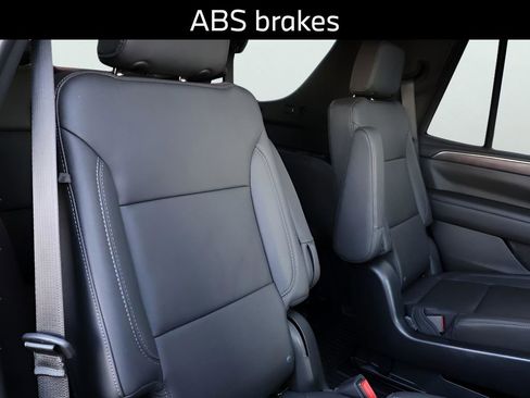 Used 2023 Chevrolet Tahoe Z71 AWD/4WD image 15