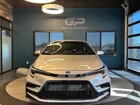 Used 2023 Toyota Corolla SE AWD/4WD image 8