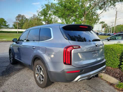 Used 2020 Kia Telluride EX w/ Towing Package image 29