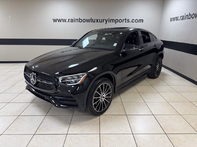 Used 2023 Mercedes-Benz GLC 300 4MATIC Coupe image 3