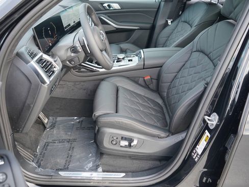 New 2026 BMW X7 xDrive40i w/ M Sport Package image 10