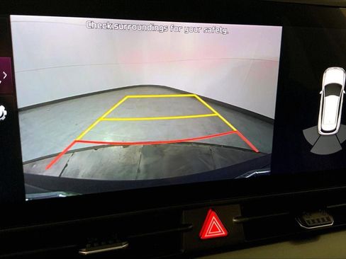 Certified 2025 Kia Sportage EX w/ EX Premium Package image 21