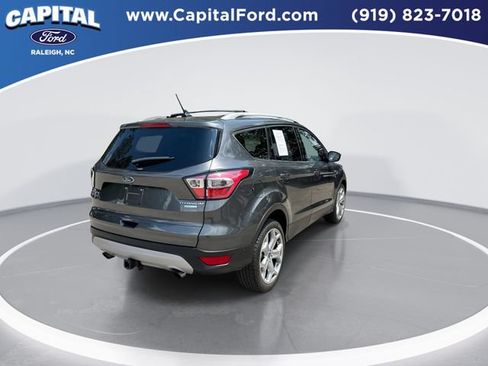 Used 2018 Ford Escape Titanium w/ Ford Safe & Smart Package FWD image 8