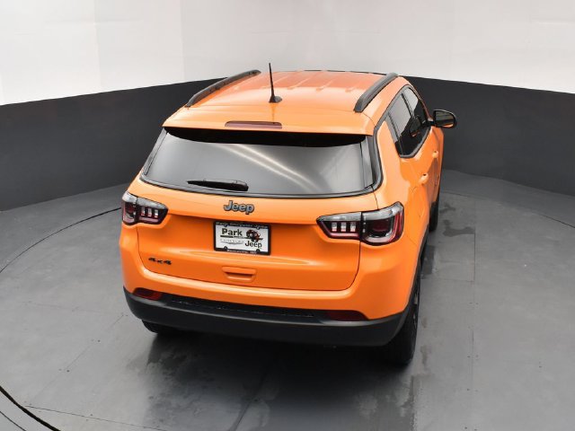 New 2026 Jeep Compass Latitude AWD/4WD image 17