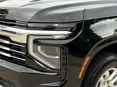 Used 2025 Chevrolet Tahoe LT AWD/4WD image 12