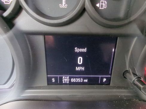 Used 2019 Chevrolet Silverado 1500 Custom Trail Boss w/ Custom Convenience Package image 19