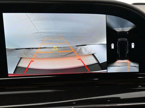 Used 2024 Cadillac Escalade Premium Luxury Platinum image 26