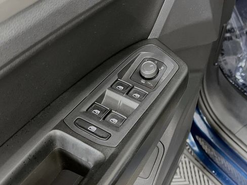 Used 2018 Volkswagen Atlas SEL w/ R-Line Package AWD/4WD image 34