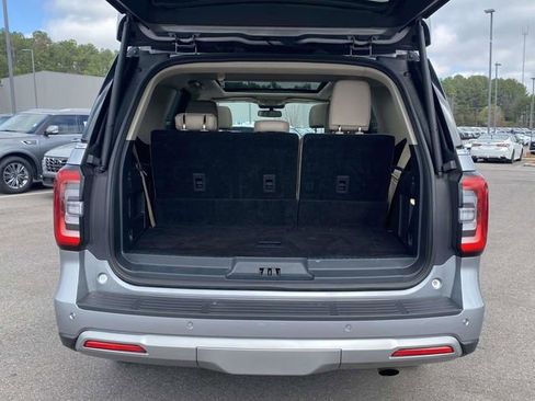 Certified 2024 Ford Expedition Limited image 12