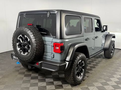 Used 2024 Jeep Wrangler Unlimited Rubicon 4xe w/ Technology Group AWD/4WD image 7