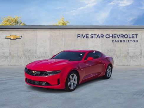 Used 2022 Chevrolet Camaro LT RWD image 3