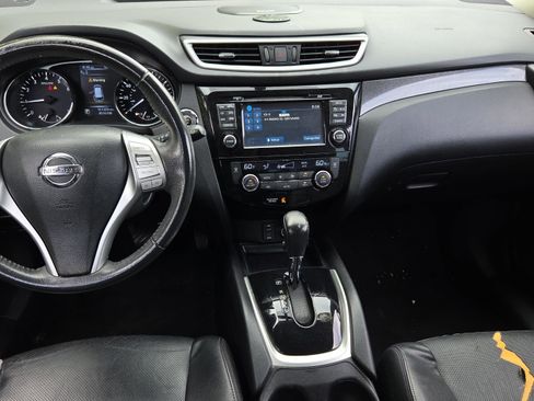 Used 2016 Nissan Rogue SL w/ SL Premium Package image 12