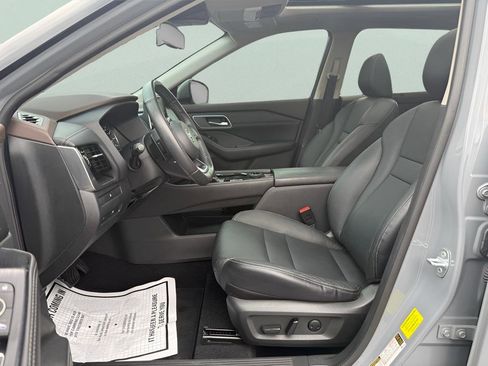 Used 2021 Nissan Rogue SL image 26