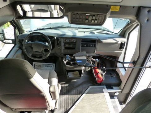 Used 2007 Chevrolet Express 3500 w/ School Bus Package image 33
