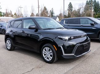 Used 2024 Kia Soul LX video 1