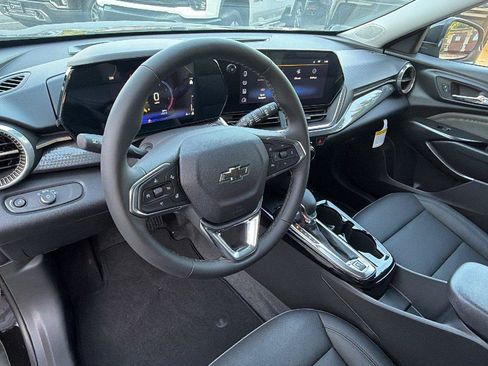 New 2026 Chevrolet Trax ACTIV w/ Sunroof Package FWD image 20