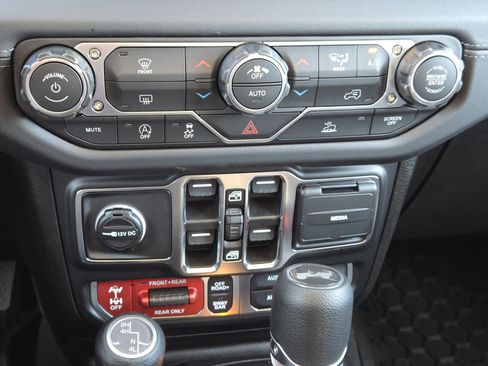 New 2026 Jeep Wrangler Rubicon image 16