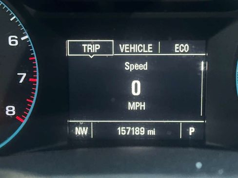 Used 2018 Chevrolet Malibu LT FWD image 11