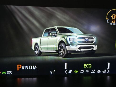 Used 2023 Ford F150 Lariat w/ Equipment Group 502A High AWD/4WD image 36