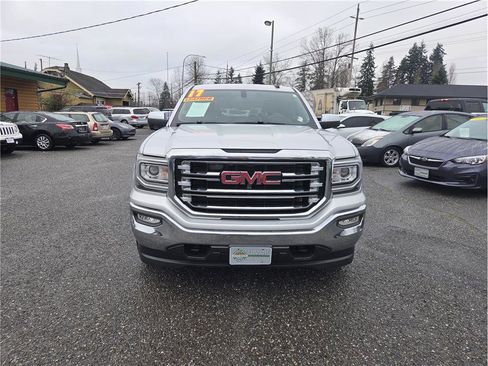 Used 2017 GMC Sierra 1500 SLT image 3