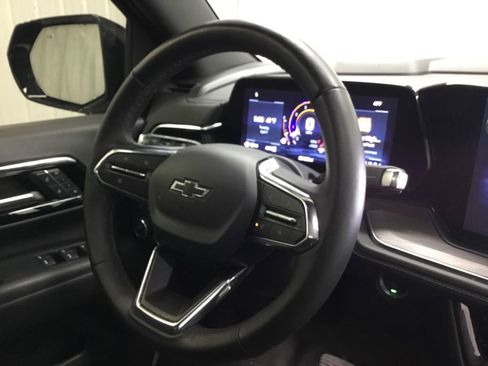 Used 2025 Chevrolet Tahoe Z71 w/ Comfort Package image 34