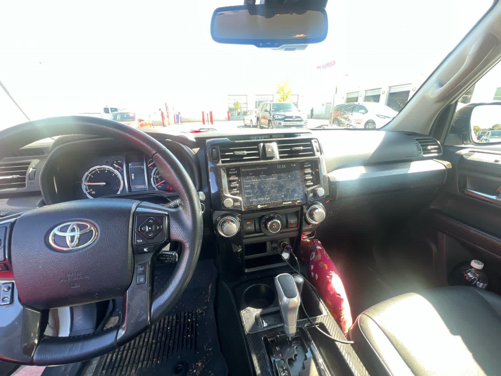 Used 2020 Toyota 4Runner TRD Off-Road Premium AWD/4WD image 12