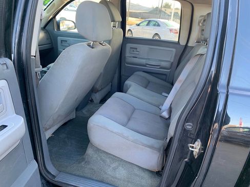 Used 2006 Dodge Dakota SLT w/ Sport Appearance Group image 11