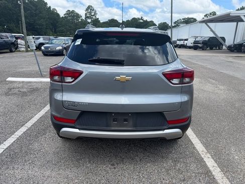 Used 2023 Chevrolet TrailBlazer LT FWD image 5
