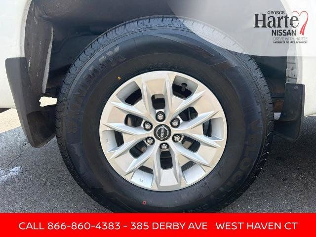 Certified 2024 Nissan Frontier SV w/ Tow Package AWD/4WD image 10