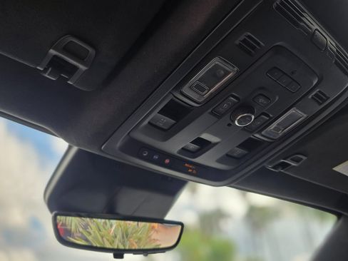 Used 2021 Cadillac Escalade Sport Platinum image 46