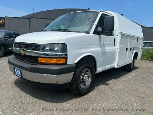 Used 2020 Chevrolet Express 3500 w/ Power Convenience Package RWD image 1