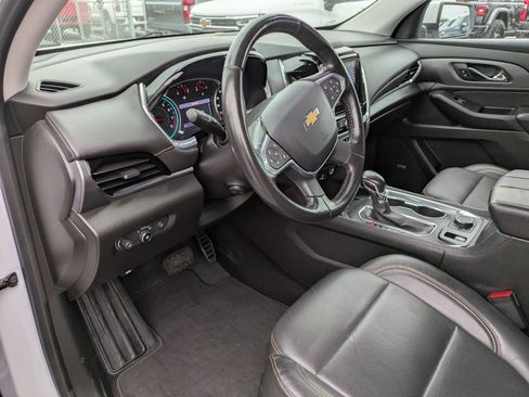 Certified 2021 Chevrolet Traverse Premier image 9