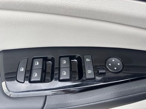 Used 2024 Kia Sportage EX image 21