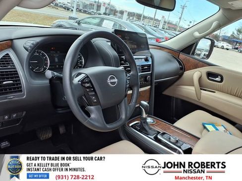Used 2024 Nissan Armada SL w/ Captain's Chairs Package image 5