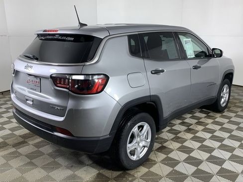 Used 2022 Jeep Compass Sport image 6