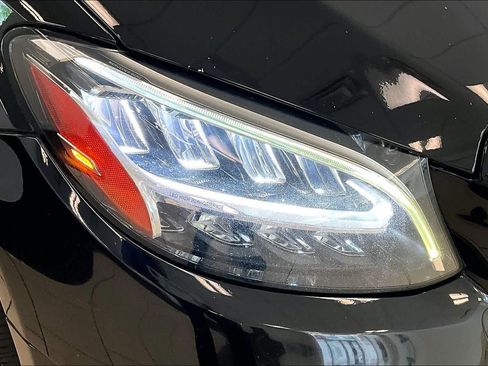 Used 2020 Mercedes-Benz C 300 4MATIC Sedan image 25